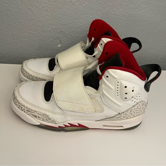 Air Jordan Son of Mars - 512246-112 - Size 7Y
